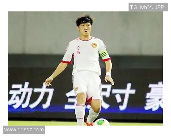 中国足球队现任队长的领导风范与球队未来发展展望